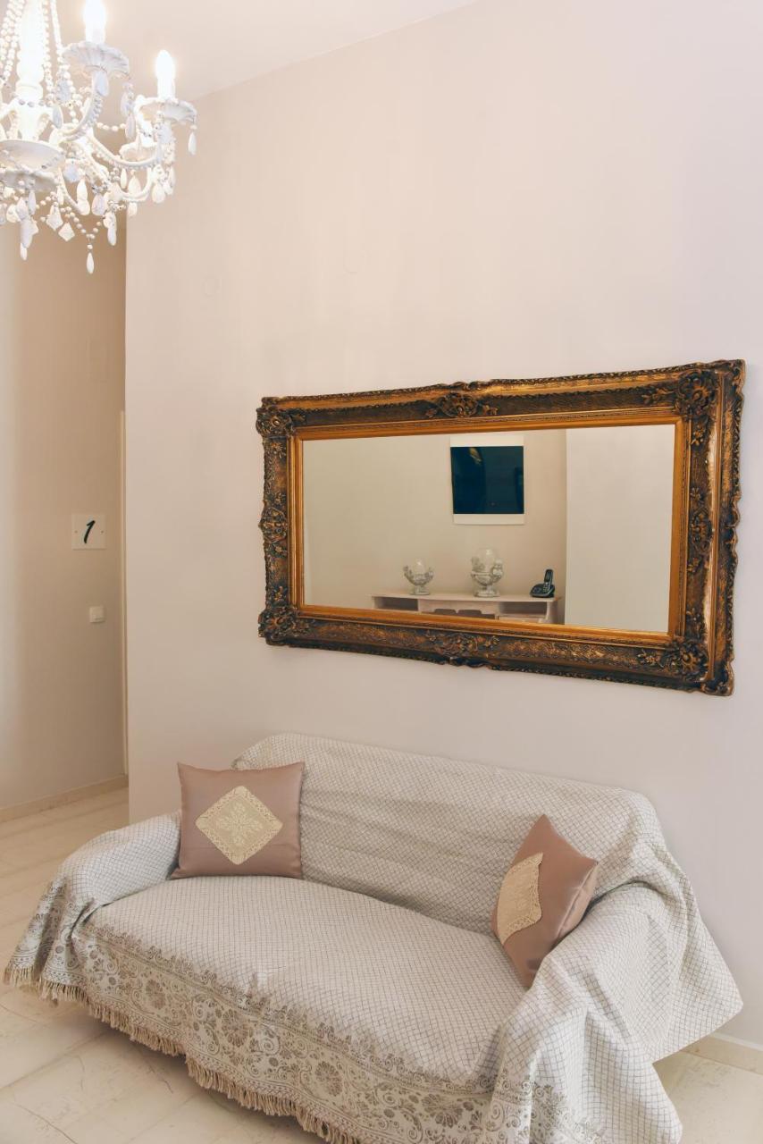 ארמופוליס Oisyra Hotel מראה חיצוני תמונה