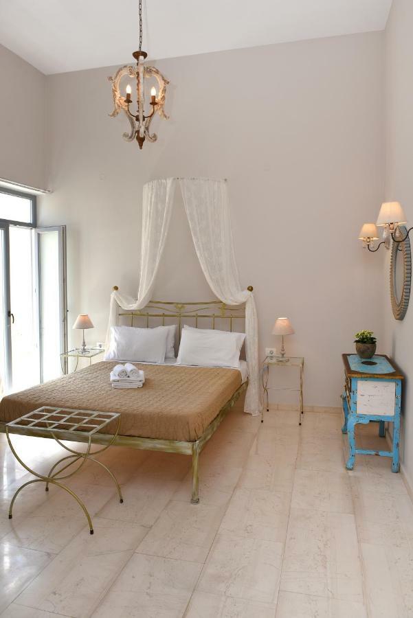 ארמופוליס Oisyra Hotel מראה חיצוני תמונה